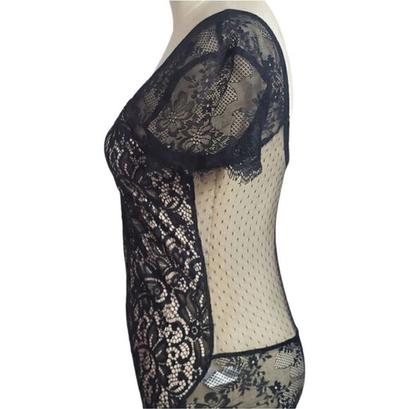 Express Black Lace Bodysuit - Picture 5 of 7